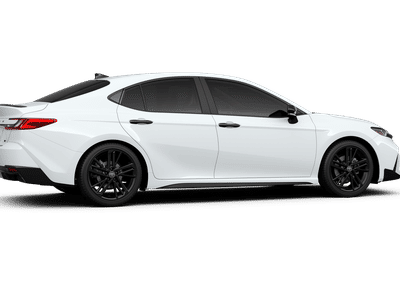 2026 Toyota Camry - Photo 13