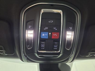 2024 Jeep Grand Cherokee — photo 16 view