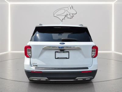 2020 Ford Explorer — detail view