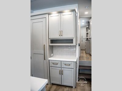 2026 Brinkley Model Z - Photo 32