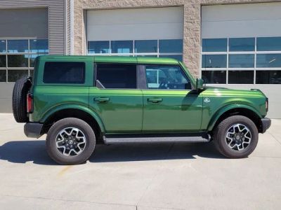 2025 Ford Bronco — side profile view