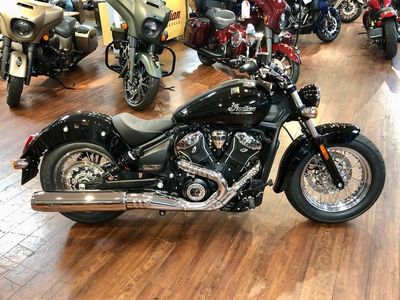 2025 Indian Motorcycle Scout Classic Limited Black Metallic — detail view