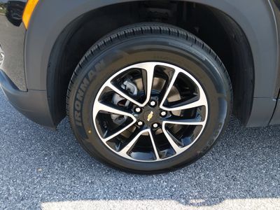 2025 Chevrolet Trailblazer — photo 10 view