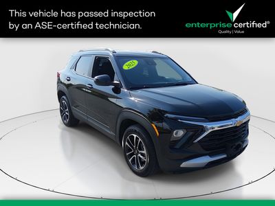 2025 Chevrolet Trailblazer AWD 4dr LT — front three-quarter view