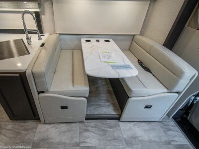 2026 Thor Motor Coach Magnitude Grand - Photo 13