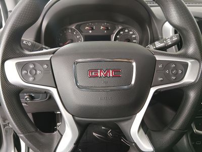 2024 GMC Terrain — photo 12 view