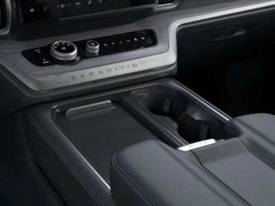 2026 Ford Expedition - Photo 15