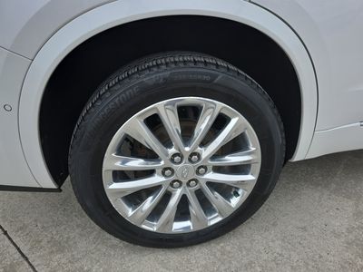 2020 Cadillac XT6 — photo 16 view