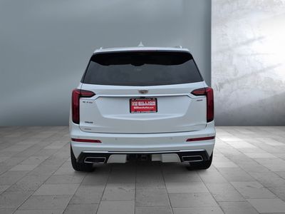 2020 Cadillac XT6 — detail view