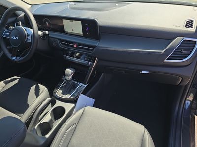 2026 Kia Seltos — photo 12 view