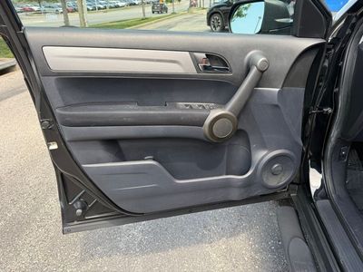 2011 Honda CR-V — photo 14 view