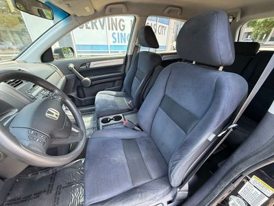 2011 Honda CR-V — engine compartment view