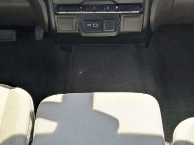 2020 Chevrolet Silverado 1500 - Photo 16