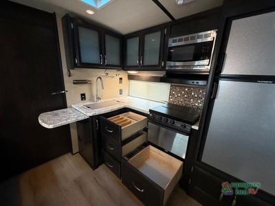 2018 Grand Design Imagine - Photo 48