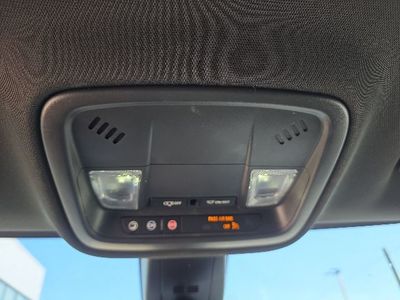 2023 Chevrolet Traverse - Photo 20