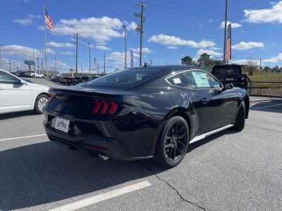 2026 Ford Mustang - Photo 3