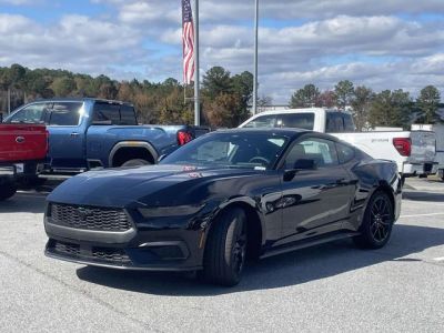 2026 Ford Mustang - Photo 24