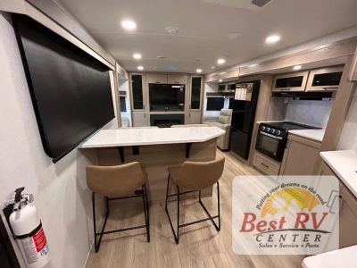 2026 Forest River RV Rockwood Ultra Lite - Photo 12