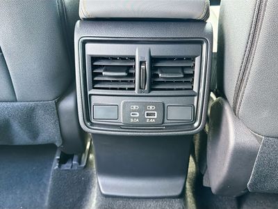 2026 Subaru Forester — photo 18 view