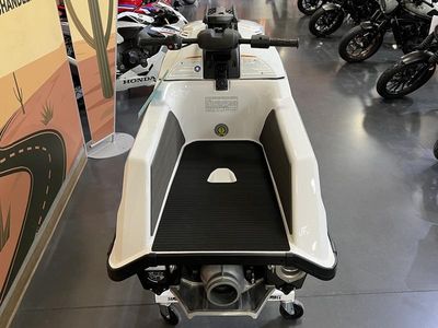 2026 Yamaha Waverunners SuperJet - Photo 5