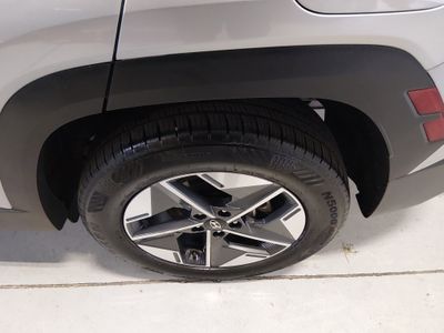 2025 Hyundai Tucson — photo 10 view