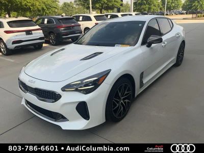 2022 Kia Stinger - Photo 2