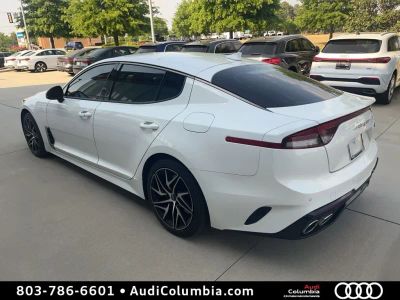 2022 Kia Stinger - Photo 3