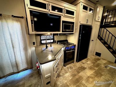 2025 Palomino Puma - Photo 16
