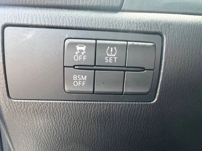 2016 Mazda MAZDA3 - Photo 18