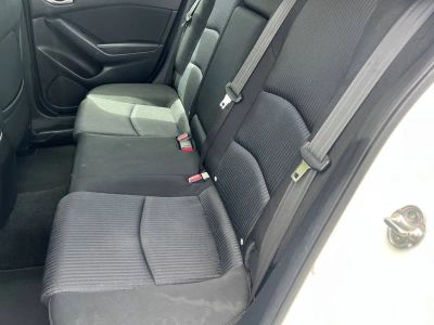 2016 Mazda MAZDA3 - Photo 9