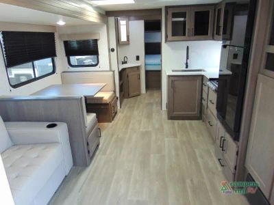2024 Grand Design Transcend Xplor — photo 16 view