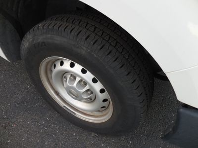 2017 Nissan NV Cargo - Photo 25