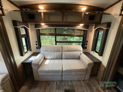 2021 Keystone RV Cougar — photo 26 view