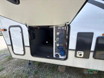 2021 Keystone RV Cougar — photo 46 view