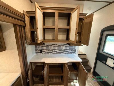 2021 Keystone RV Cougar — photo 18 view