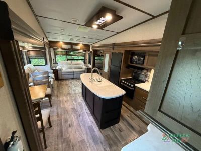 2021 Keystone RV Cougar — side profile view