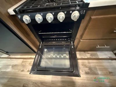2021 Keystone RV Cougar — photo 13 view