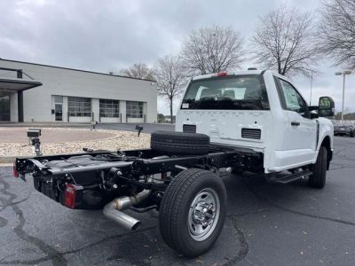 2026 Ford F-350SD - Photo 3
