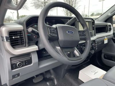 2026 Ford F-350SD - Photo 14