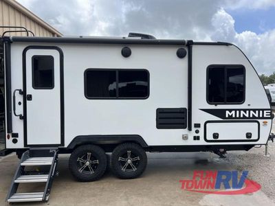 2023 Winnebago Industries Towables Micro Minnie - Photo 9