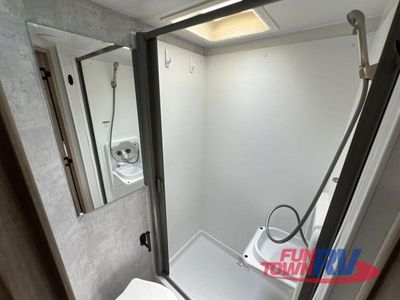 2023 Winnebago Industries Towables Micro Minnie - Photo 22