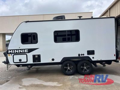 2023 Winnebago Industries Towables Micro Minnie - Photo 5
