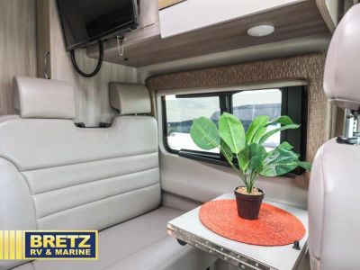 2022 Thor Motor Coach Sequence - Photo 17