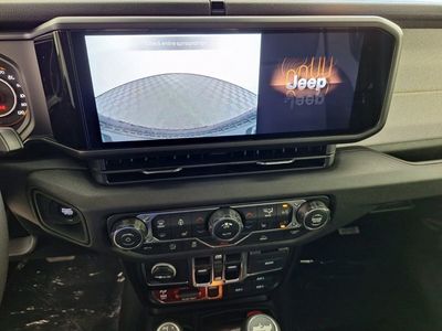 2026 Jeep Wrangler - Photo 21