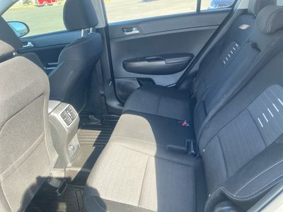 2022 Kia Sportage — photo 16 view