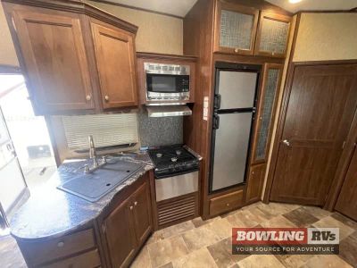 2017 Sprinter 324FWBHS — photo 11 view