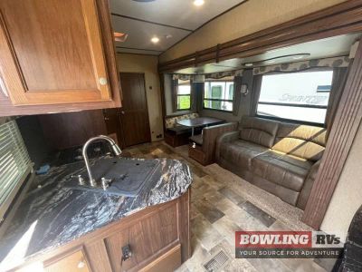 2017 Sprinter 324FWBHS — photo 7 view