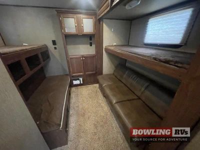 2017 Sprinter 324FWBHS — photo 18 view