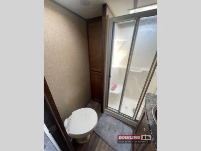 2017 Sprinter 324FWBHS — photo 22 view