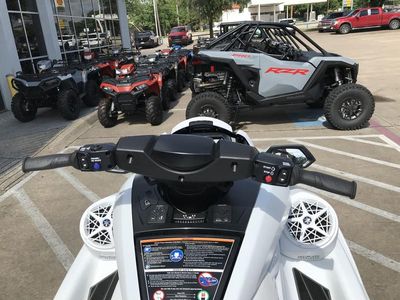 2025 Yamaha FX Cruiser SVHO - Photo 13